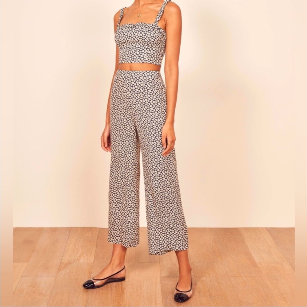 Reformation Coco Quito Navy and White Ditsy Floral Wide Leg Crepe Pants SZ 12